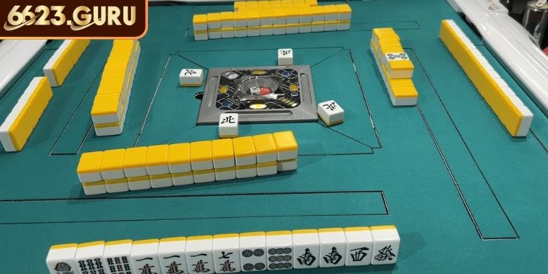 Quan sát bài đối thủ